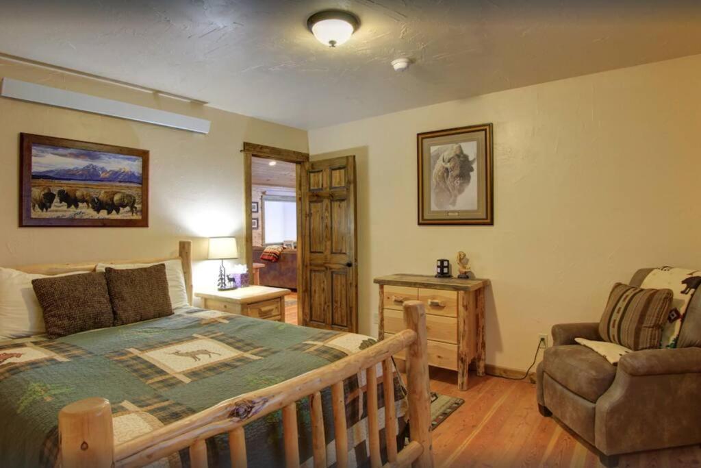 Fox Den Lodge West Yellowstone Zewnętrze zdjęcie
