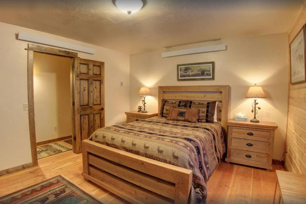 Fox Den Lodge West Yellowstone Zewnętrze zdjęcie