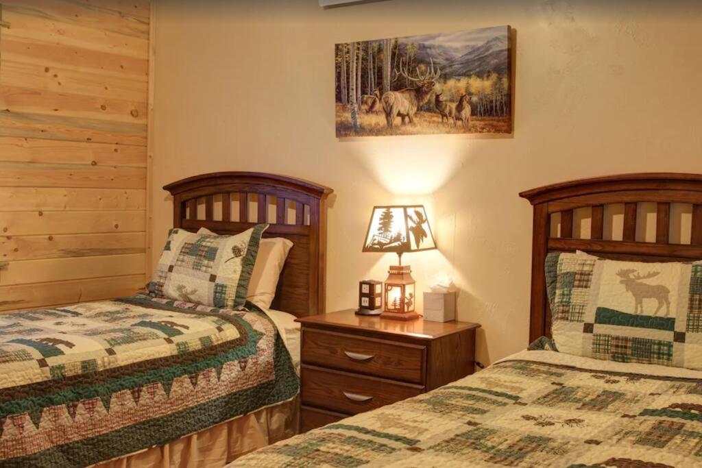 Fox Den Lodge West Yellowstone Zewnętrze zdjęcie