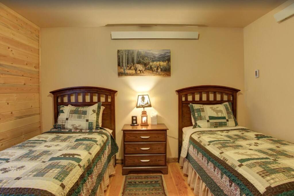 Fox Den Lodge West Yellowstone Zewnętrze zdjęcie